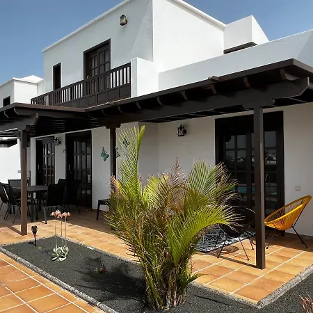 וילה Spacious Modern Villa With Free Heated Pools & Sunny Terrace - Casa Del Sol Naciente *
