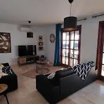 Cosy Modern Casa Del Sol Naciente With Free Heated Pools Villa Playa Blanca (Lanzarote)