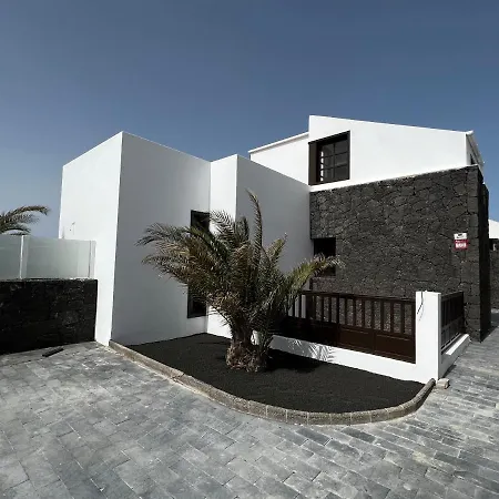 Spacious Modern Villa With Free Heated Pools & Sunny Terrace - Casa Del Sol Naciente * 플라야블랑카